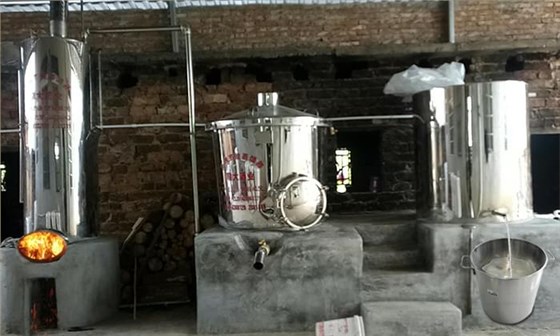 民間用小型白酒釀酒設(shè)備釀了15年板粟酒的傳統(tǒng)技藝被公布！-07