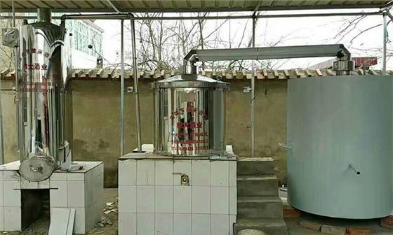 26-在門面開一個酒坊用什么材質(zhì)的蒸酒設(shè)備比較好？釀酒設(shè)備