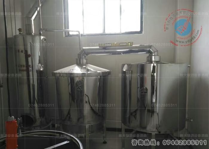 雅大客戶200型釀酒設(shè)備安裝圖&mdash;&mdash;可門店用