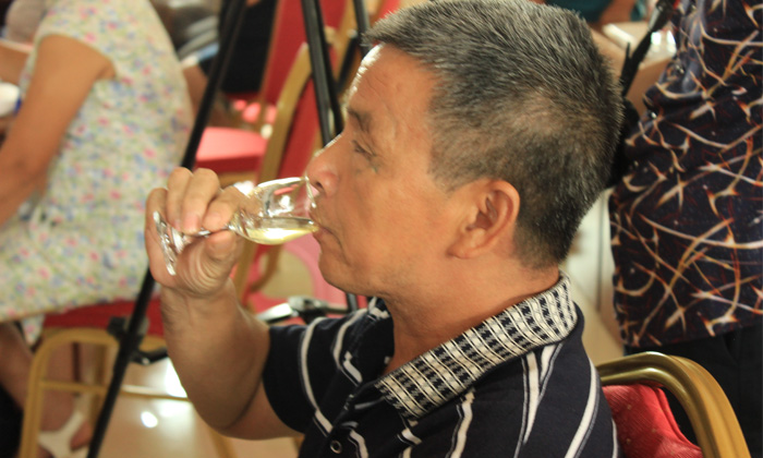 【燒酒設備】白酒品評基本流程&mdash;&mdash;嘗