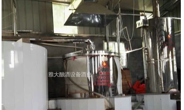 用烤酒設(shè)備做酒的人那么多，為何只有這家生意好？