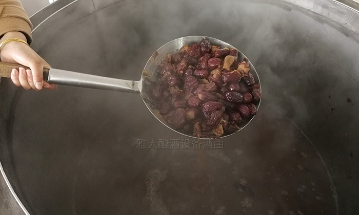 7點告訴您，為什么那么多釀酒老師傅選擇雅大水果酒曲做果酒!-03