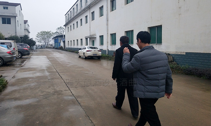 雅大全套釀酒設(shè)備終于圓了寧叔的田園釀酒夢(mèng)！-05