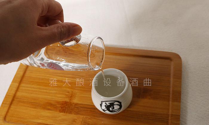 開花很漂亮，古人用來捕魚，有人用來做釀酒酒曲，你見過嗎？ 6